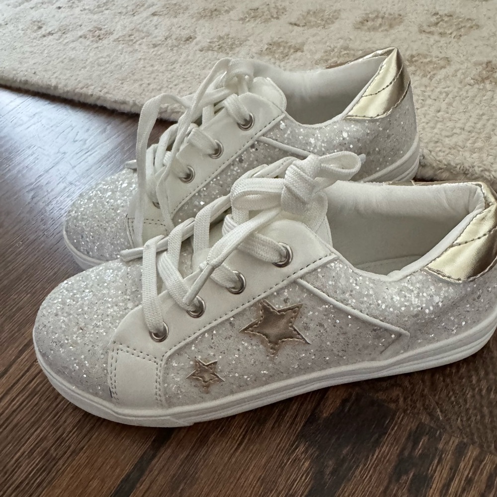 Sparkly Star Kids Sneakers - White and silver